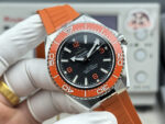 VS Factory Omega Seamaster Planet Ocean 600M 43.5mm Black Dial Orange Ceramic Bezel Orange Rubber Strap (215.32.44.21.01.001) 1:1 Super Clone – DD8900 Movement - Image 4
