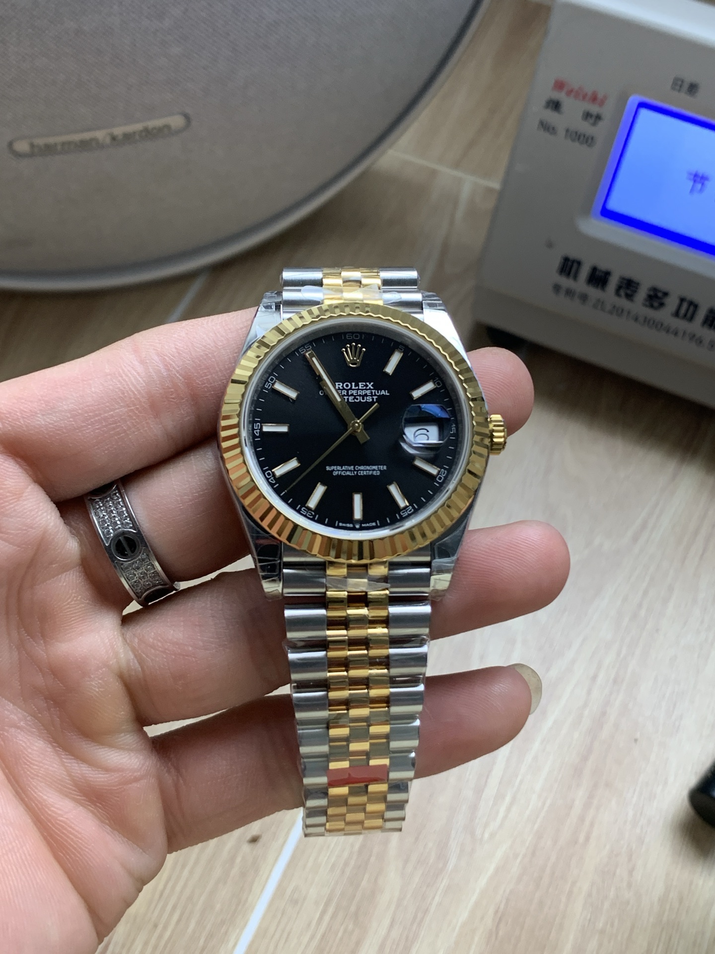 i1750768253710_7820_0_0-1.jpg VS Factory Rolex Datejust 41mm Two-Tone Yellow Gold Black Dial Jubilee Bracelet (126333) 1:1 Super Clone – DD3235 Movement - Image 1