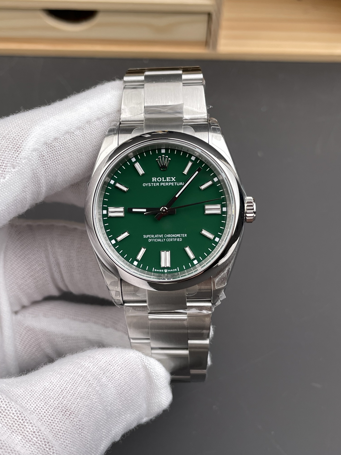 i1751879983385_8778_0_0-1.jpg VS Factory Rolex Oyster Perpetual 36mm “Rolex Green” Lacquer Dial Smooth Bezel Oyster Bracelet (126000) 1:1 Super Clone – DD3230 Movement - Image 1