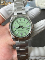 VS Factory Rolex Oyster Perpetual 36mm Green Lacquer Dial Smooth Bezel Oyster Bracelet (126000) 1:1 Super Clone – DD3230 Movement - Image 2