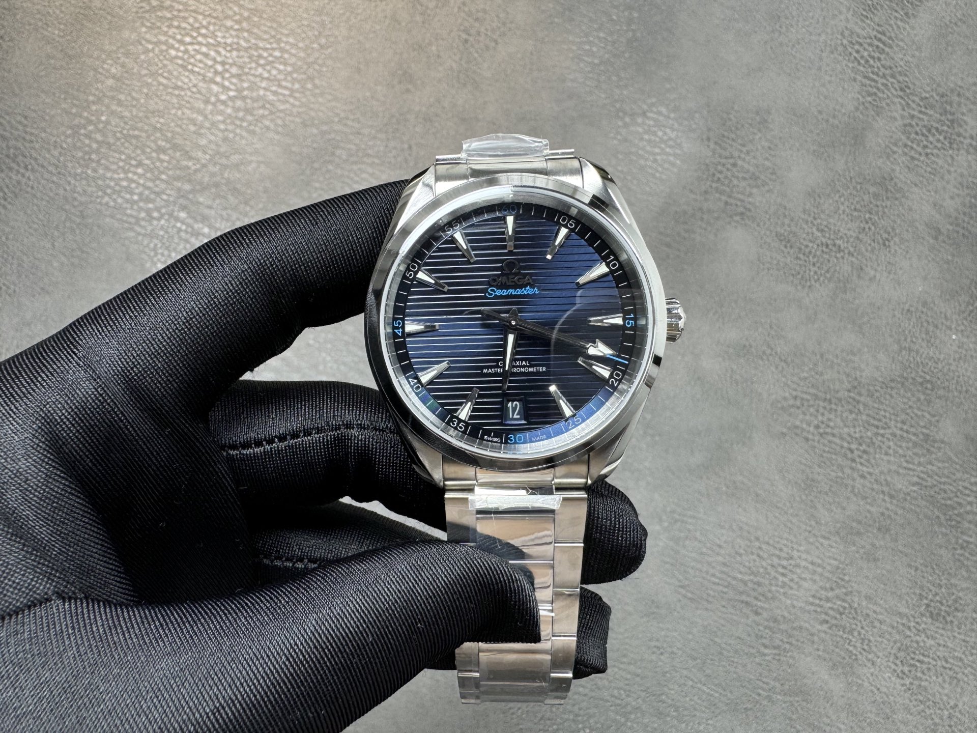 vsf-13024-278fdc9eb5-i1754146167558_2561_0_0 VS Factory Omega Seamaster Aqua Terra 150M 41mm Black Teak Dial Blue Accents (220.10.41.21.01.001) 1:1 Super Clone – DD8900 Movement - Image 1