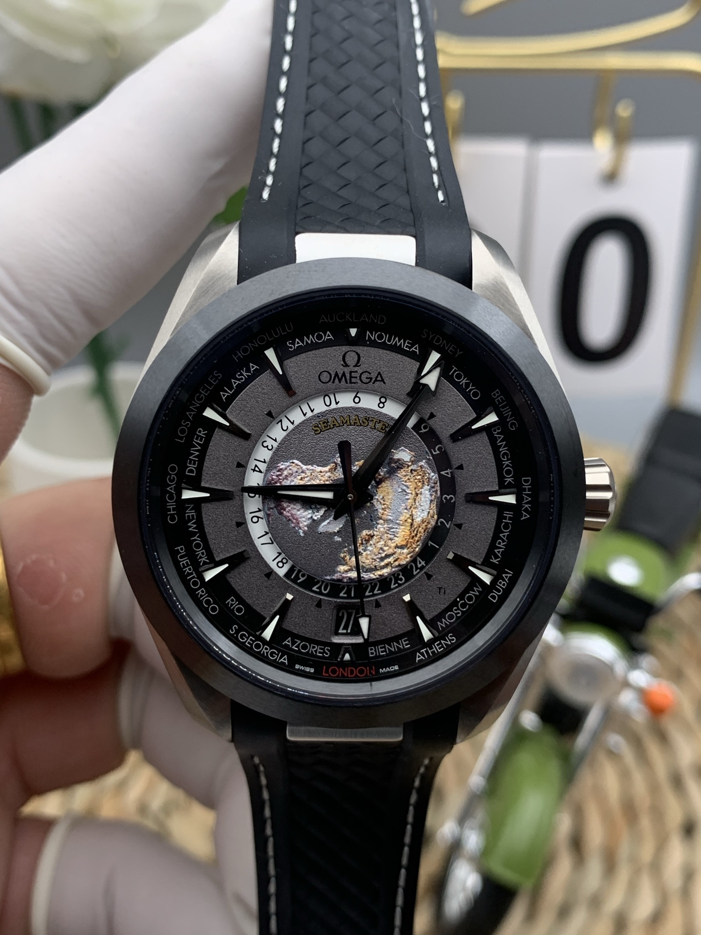 vsf-13322-b6d99af016-i1743317747978_1281_0_0-1 VS Factory Omega Seamaster Aqua Terra 150M Worldtimer 43mm Titanium Grey/Black Dial Ceramic Bezel (220.92.43.22.99.001) 1:1 Super Clone – DD8938 Movement - Image 1