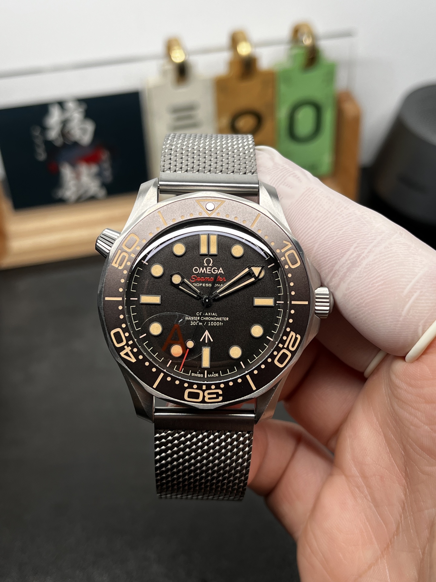 vsf-13380-bf755eb055-i1773940208849_8847_0_0-1 VS Factory Omega Seamaster Diver 300M 42mm 007 Edition “No Time To Die” Titanium Mesh (210.90.42.20.01.001) 1:1 Super Clone – DD8806 Movement - Image 1