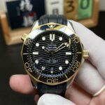 VS Factory Omega Seamaster Diver 300M 42mm Two-Tone Yellow Gold Black Dial (210.22.42.20.01.001) 1:1 Super Clone – DD8800 Movement