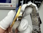 VS Factory Omega Seamaster Diver 300M 42mm Two-Tone Yellow Gold Blue Dial (210.20.42.20.03.001) 1:1 Super Clone -DD8800 Movement - Image 6