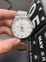 VS Factory Omega De Ville Prestige 39.5mm Silver Dial Rose Gold Accents (424.10.40.20.02.002) 1:1 Super Clone – DD2500 Movement