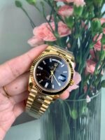 VS Factory Rolex Day-Date 40 Yellow Gold Black Baguette Diamond Dial (228238) V2 1:1 Super Clone – DD3255 Movement - Image 2
