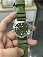 VS Factory Panerai Submersible “Verde Militare” 42mm PAM01055 1:1 Super Clone – DDP.900 Movement
