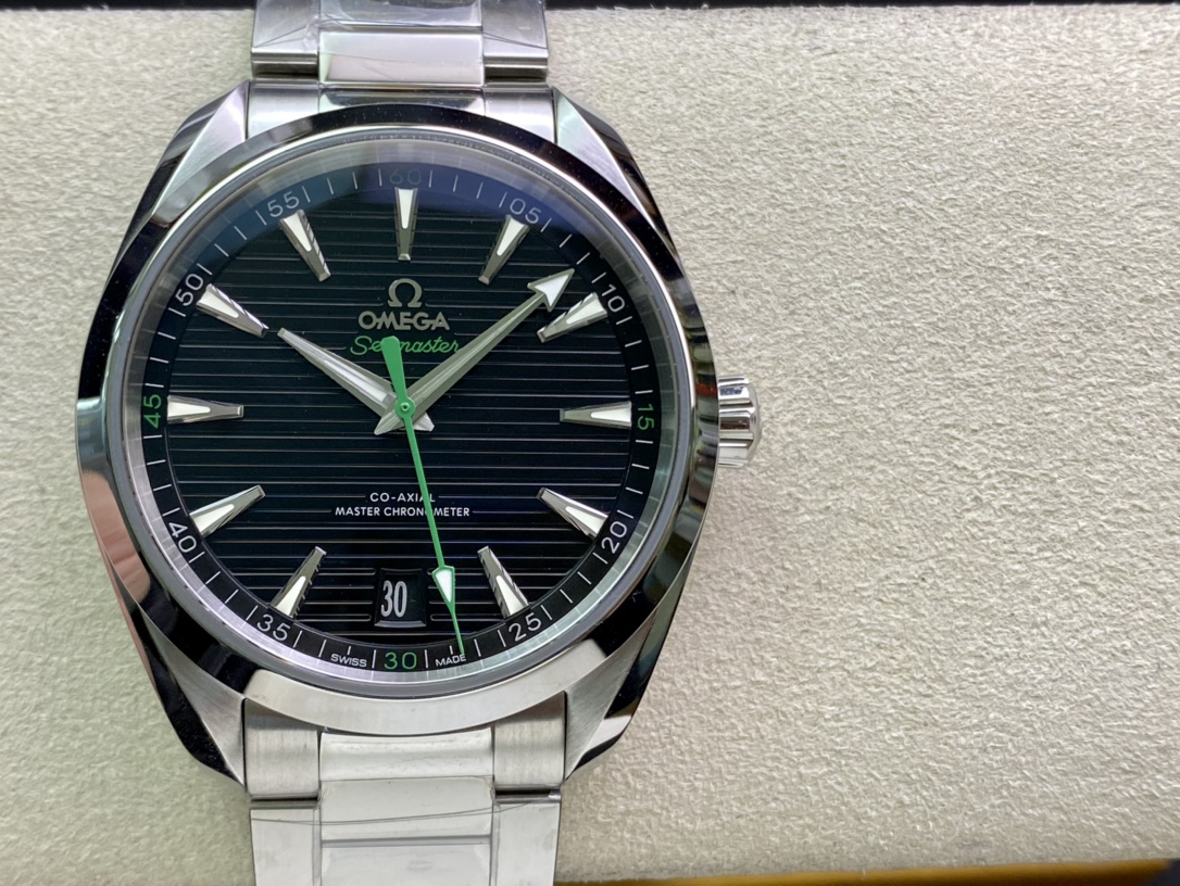 vsf-15985-03f07c5dd3-i1645828557_2089_0-1 VS Factory Omega Seamaster Aqua Terra 150M 41mm Black Teak Dial Green Accents Stainless Steel Bracelet (220.10.41.21.01.001) 1:1 Super Clone – DD8900 Movement - Image 1