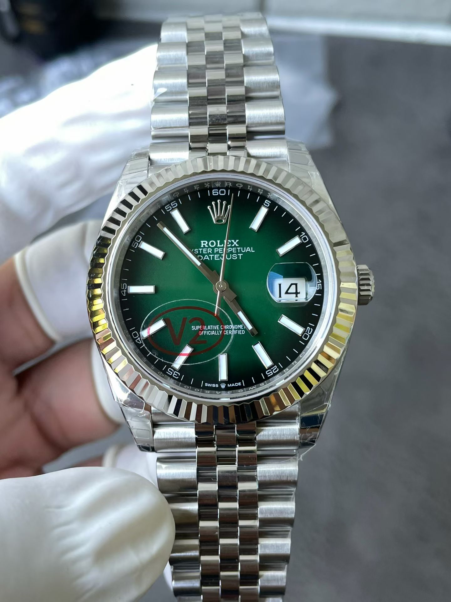 vsf-16068-1b54601a10-2026-05-08_103230_720 VS Factory Rolex Datejust 41mm Gradient Green Dial (126334) 1:1 Super Clone – DD3235 Movement - Image 1
